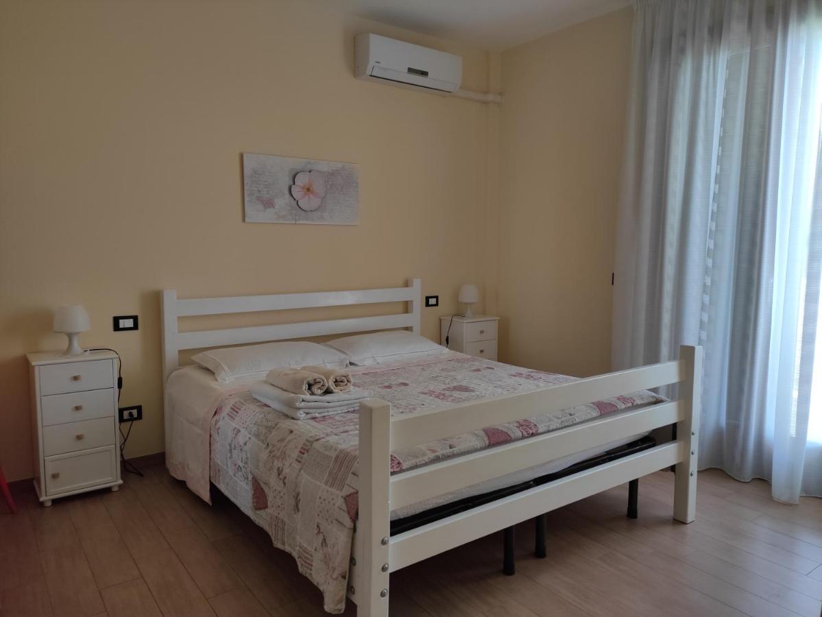 B&B Appia Antica Surbo Екстериор снимка