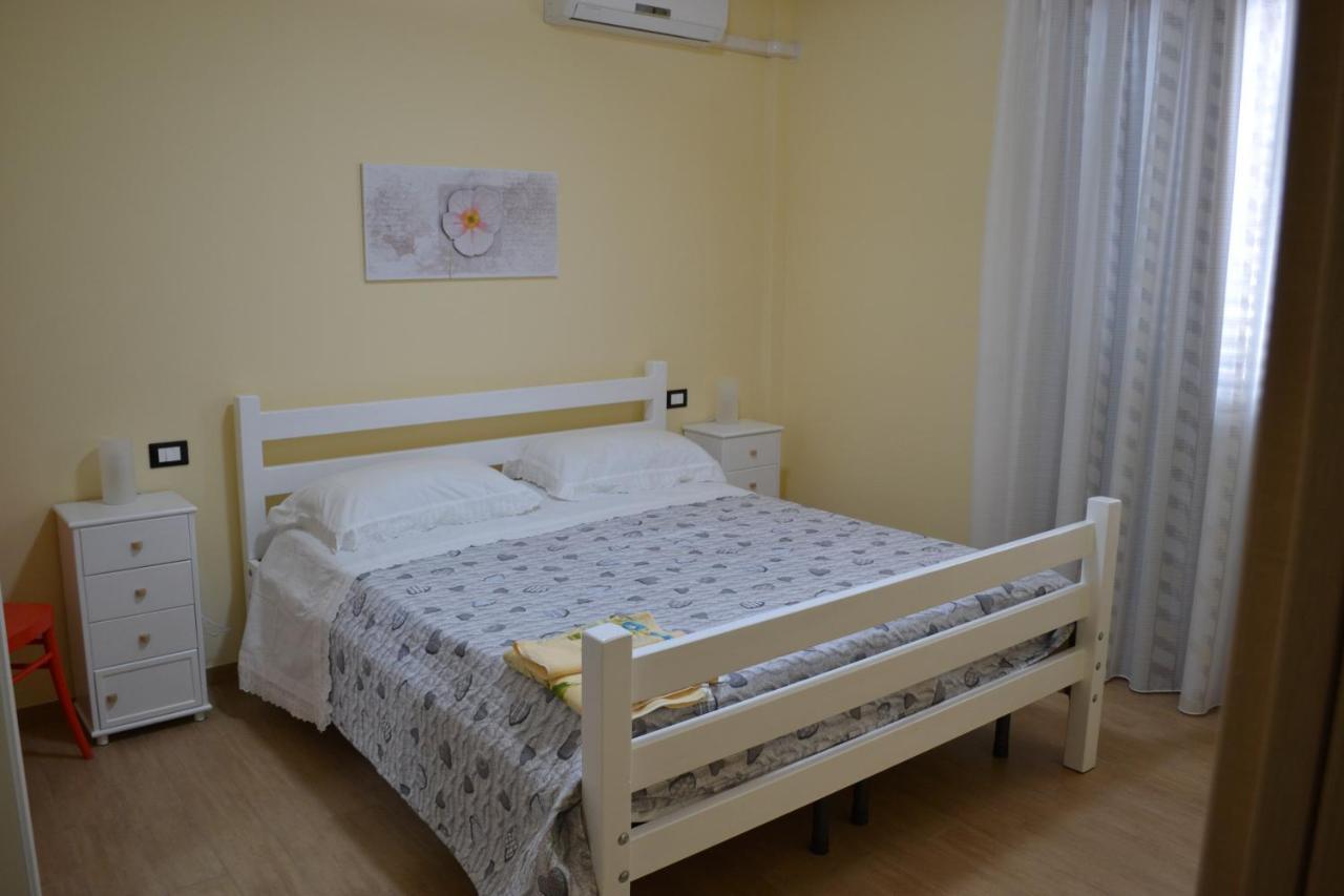B&B Appia Antica Surbo Екстериор снимка